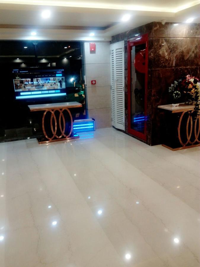 Hotel The Grand Parisian à Delhi  Extérieur photo