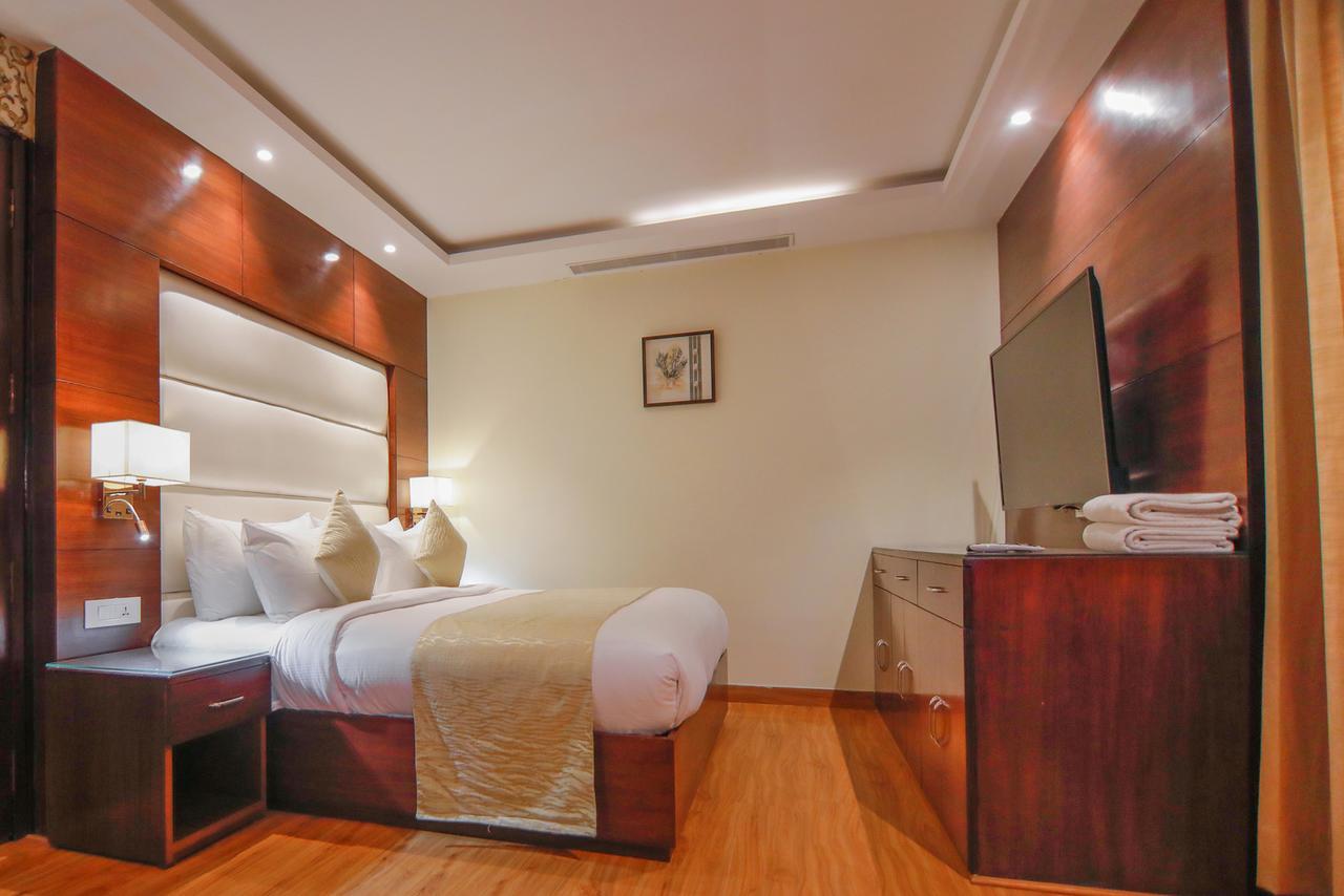Hotel The Grand Parisian à Delhi  Extérieur photo