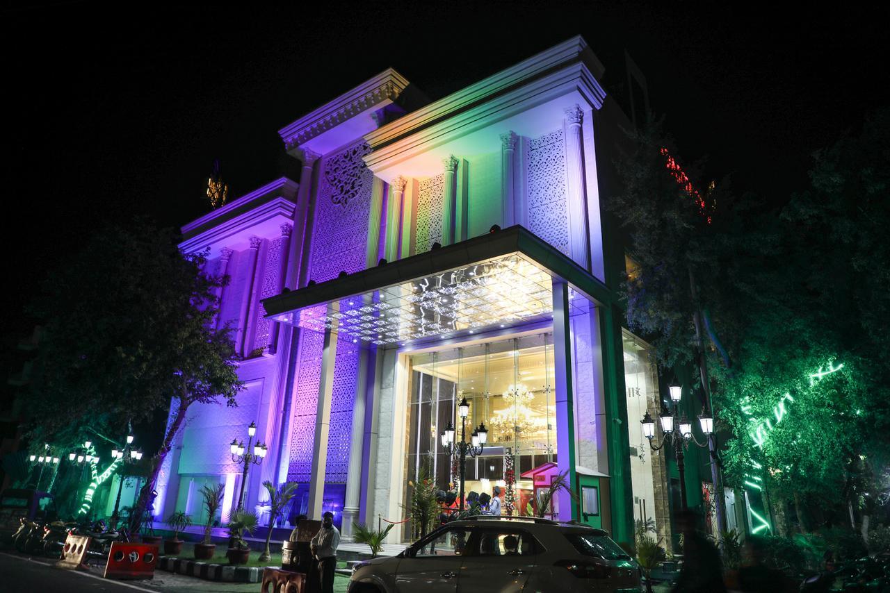 Hotel The Grand Parisian à Delhi  Extérieur photo