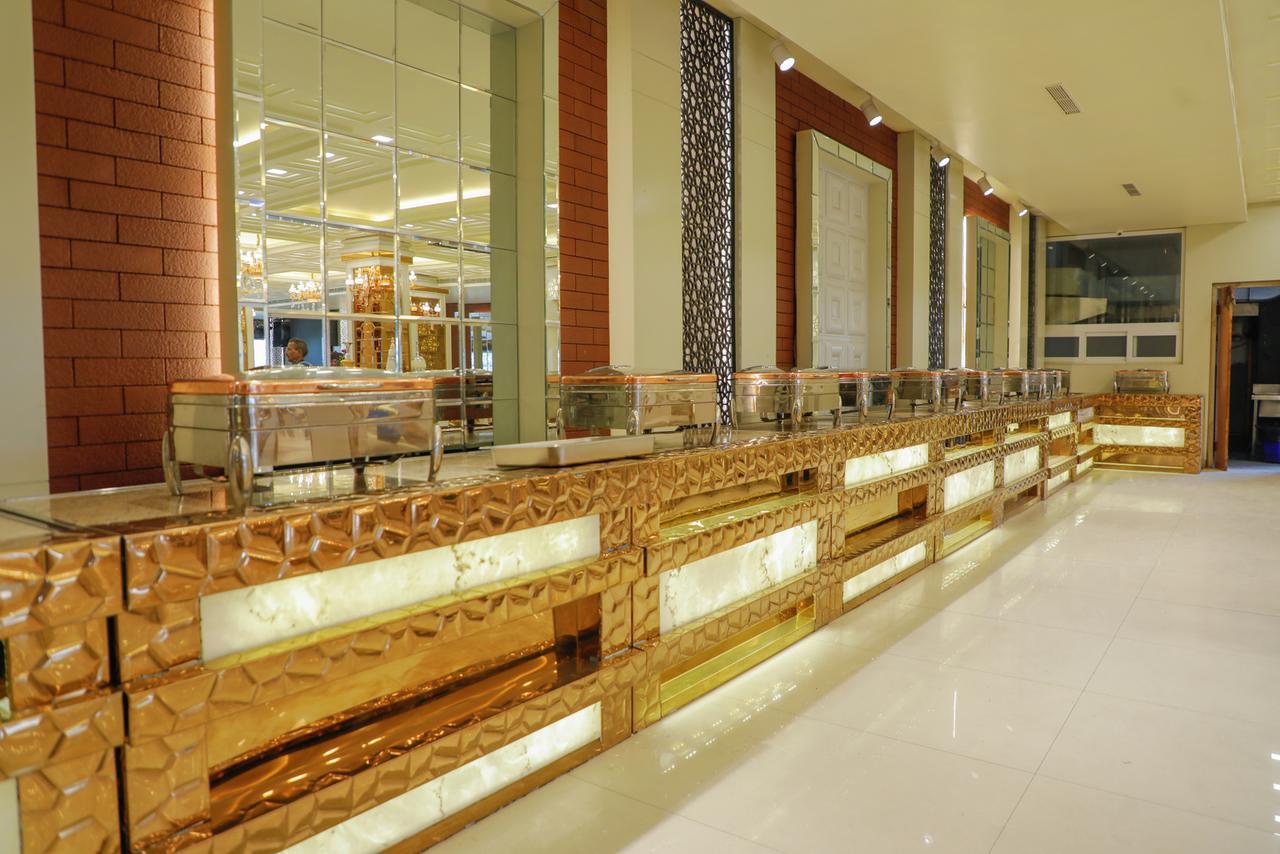 Hotel The Grand Parisian à Delhi  Extérieur photo