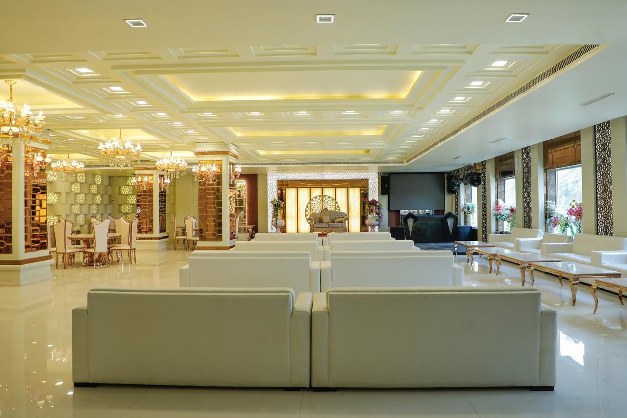 Hotel The Grand Parisian à Delhi  Extérieur photo